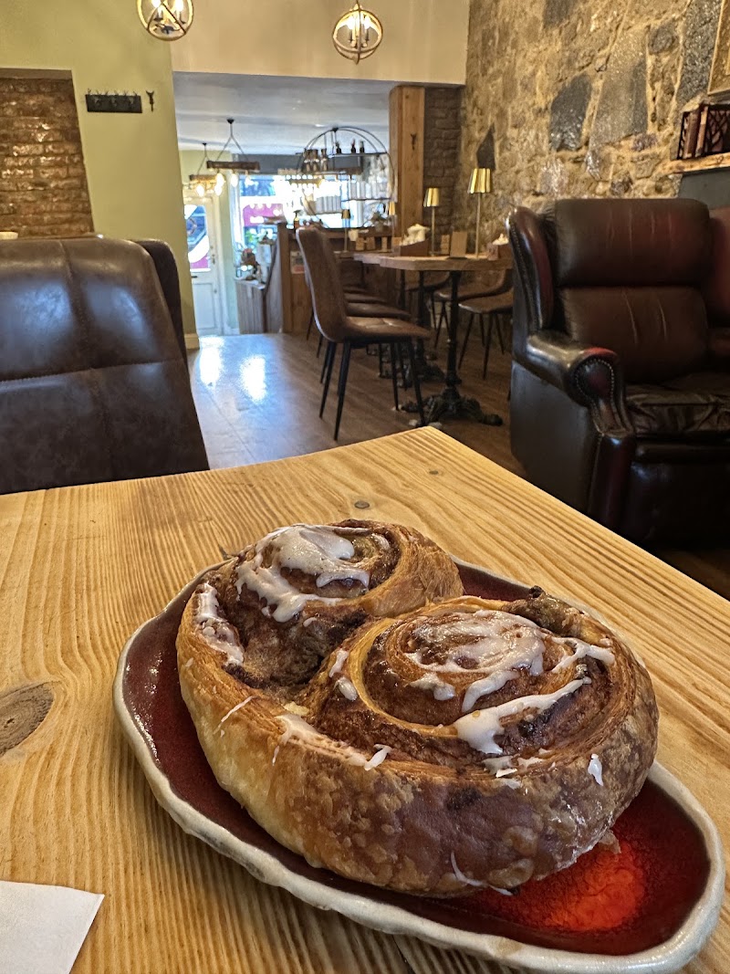 Books N' Cup Cafe